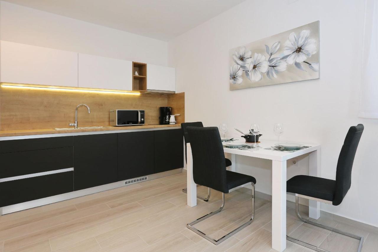 Villa Ankora 2 With Heated Pool Biograd Na Moru Εξωτερικό φωτογραφία
