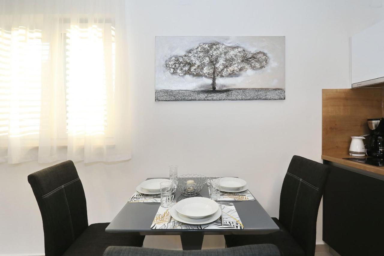 Villa Ankora 2 With Heated Pool Biograd Na Moru Εξωτερικό φωτογραφία
